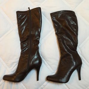 Steve Madden Chocolate Brown Heeled Boots